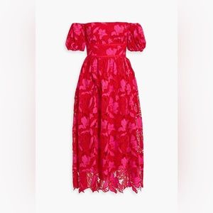 ML MONIQUE LHUILLIER
Off-the-shoulder guipure lace midi dress 10